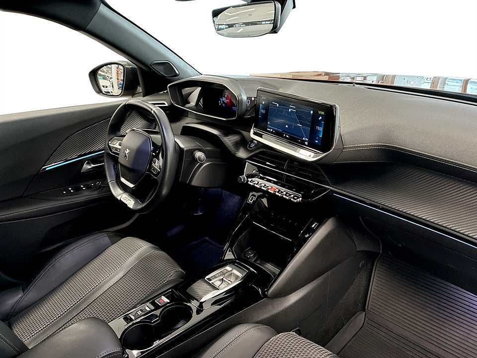 Bild på Peugeot e-2008 GT 50kWh 136hk Aut B-KAMERA NAVI