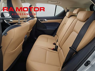 Halvkombi Lexus CT 11 av 20