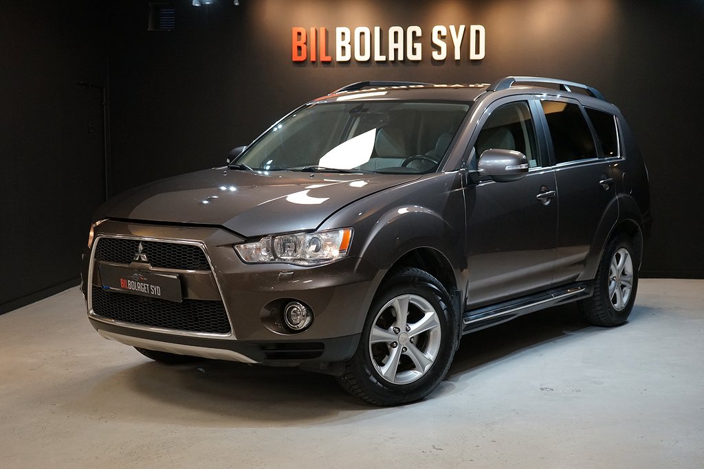 Mitsubishi Outlander 2.2 Di-D 4WD//Automat//Business//7-Sitsig//