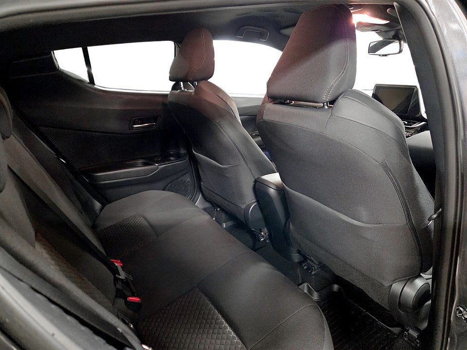 Bild på Toyota C-HR X Edition CVT 122hk Aut - B-KAMERA, RATTVÄRME