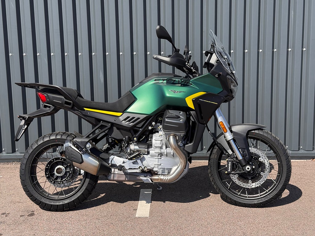 Moto Guzzi STELVIO VERDE HIKING