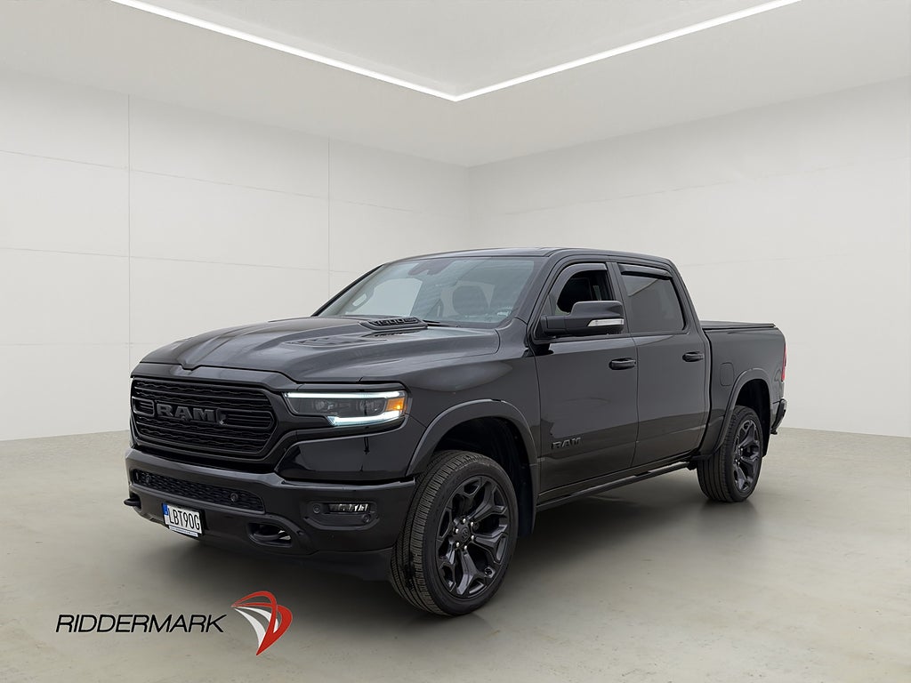 Dodge RAM 1500 Limited Night V8 4x4 Luft Drag Pano H/K Skinn
