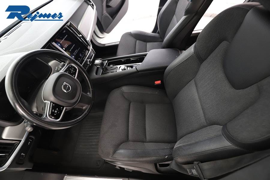 Volvo V90 D4 AWD Momentum Advanced SE II 2020, bild 5/50