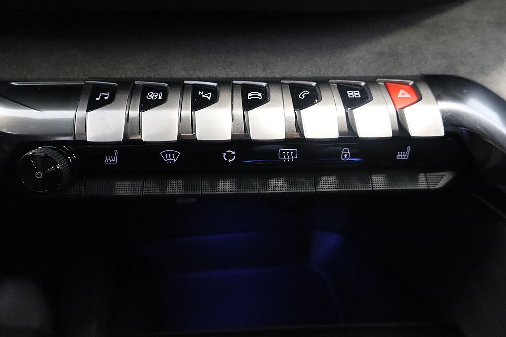 Bild på Peugeot 3008 GT 1.2 PT 130hk Aut - B-KAMERA, CARPLAY, NAV