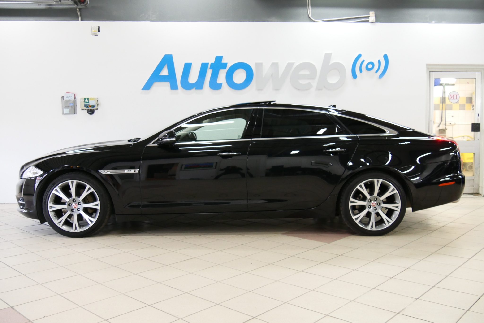 Jaguar XJ, bild 3/16
