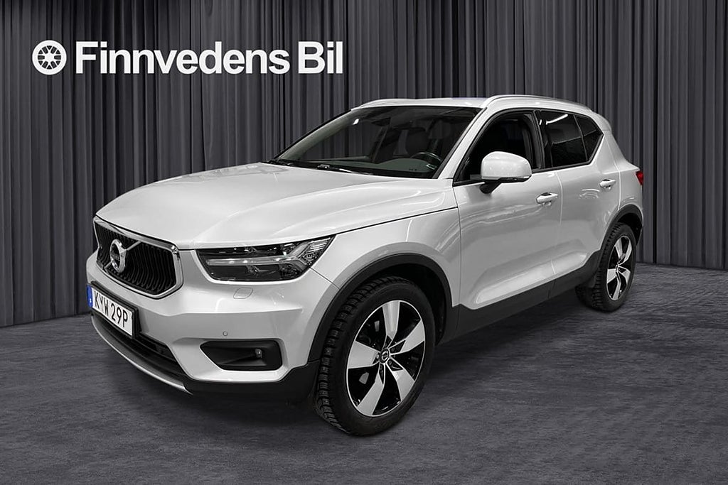 Volvo XC40 T3 FWD Momentum Adv Edt *V-hjul/Värmare/Navi*