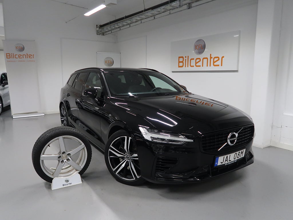 Volvo V60 Recharge T6 AWD R-Design V-Däck ingår Navi-Kamera-Drag-