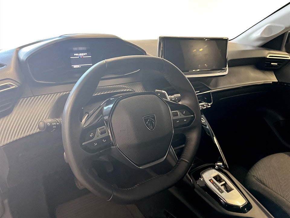 Bild på Peugeot 208 Style Hybrid 100hk Aut CARPLAY BACKSENSORER
