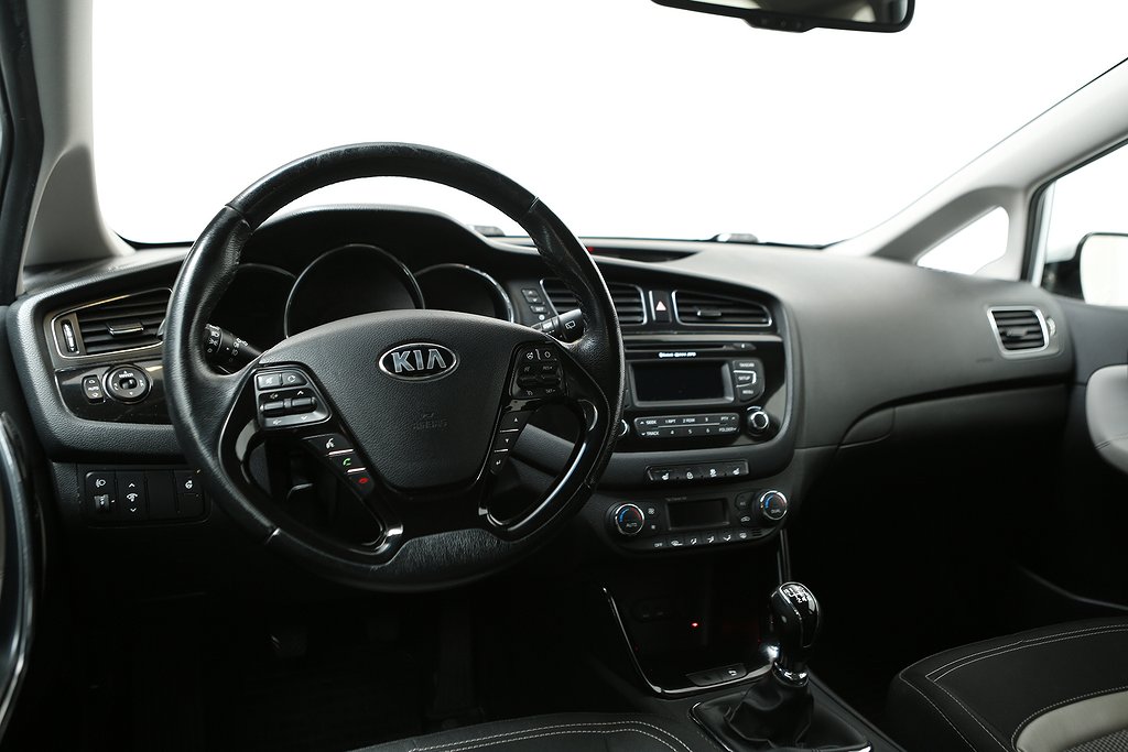 Kia CEED cee'd_sw 1,6 CRDi 128hk Komfort Kombi Nybesik Drag 2014