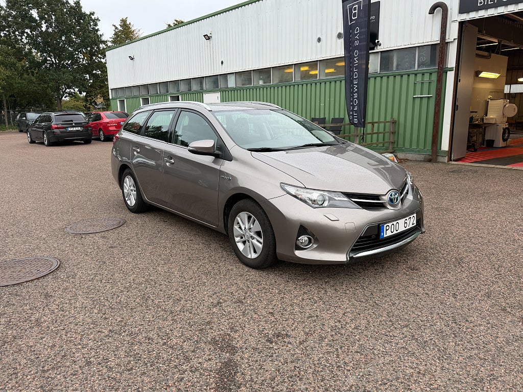 Toyota Auris Touring Sports Hybrid e-CVT Active