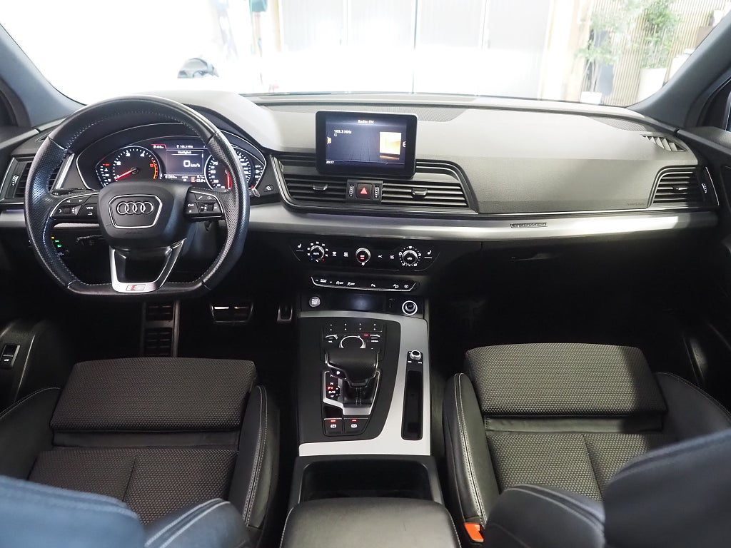 Audi Q5 40 TDI Quattro S Tronic S-Line Kamera D-Värm Dragkrok 2019
