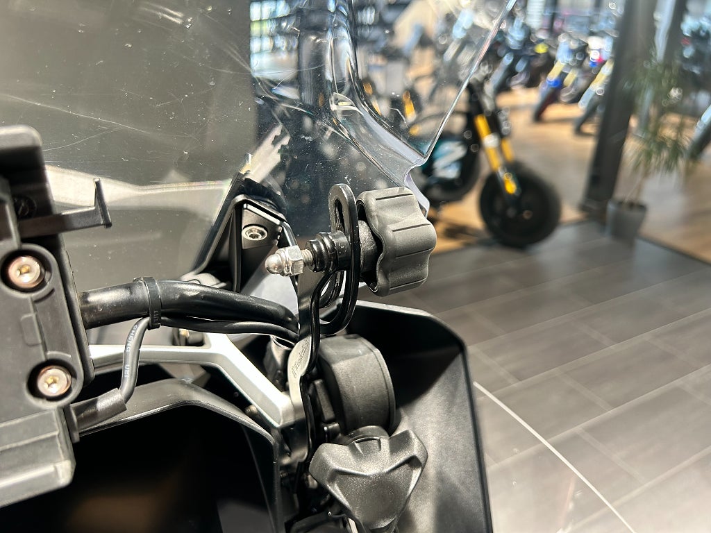 BMW R1250GS/Triple Black/Performance/3st väskor