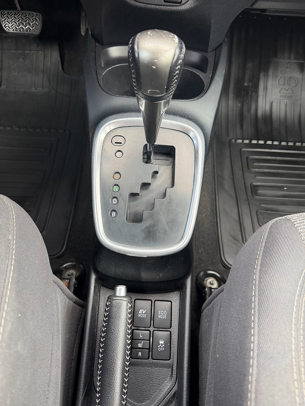 Toyota Yaris Hybrid e-CVT Active Euro 6