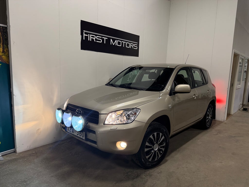Toyota RAV4 2.0 VVT-i 4x4 Euro 4/Braskick/Drag/3-Brukare