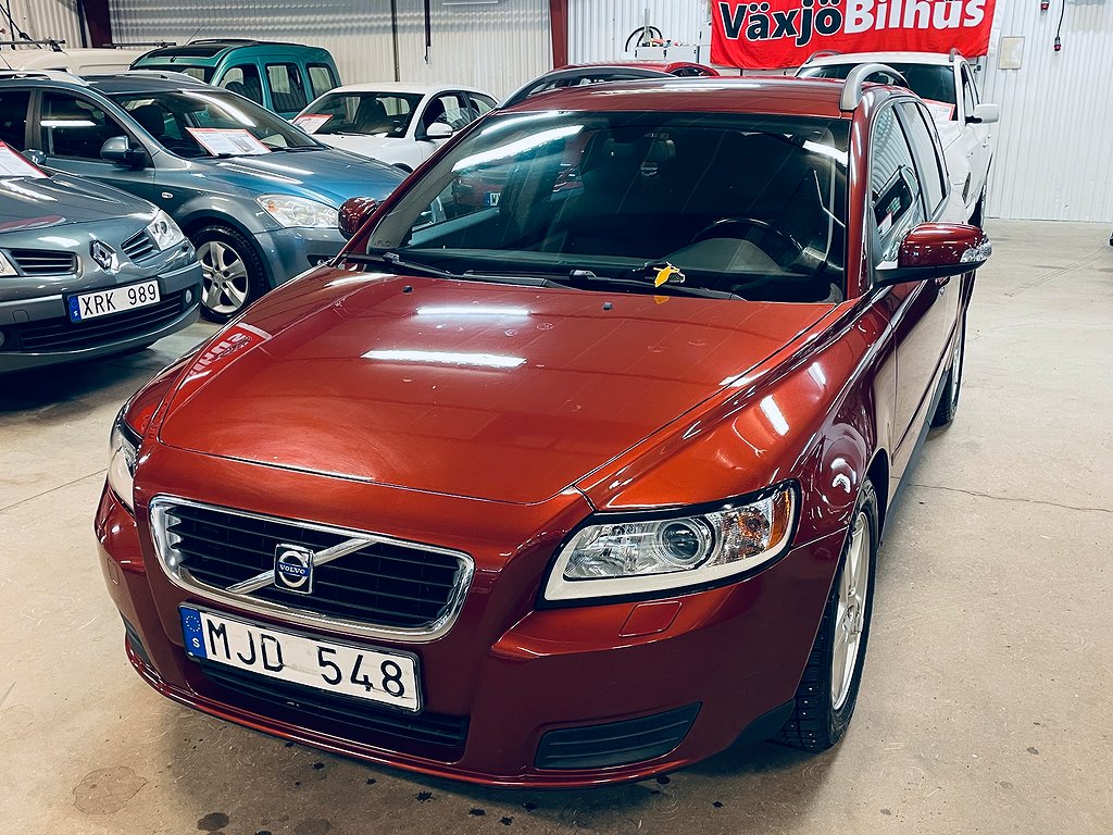 Volvo V50 2.4 Kinetic Euro 4, AUTOMAT ,  140 HK , NY BES