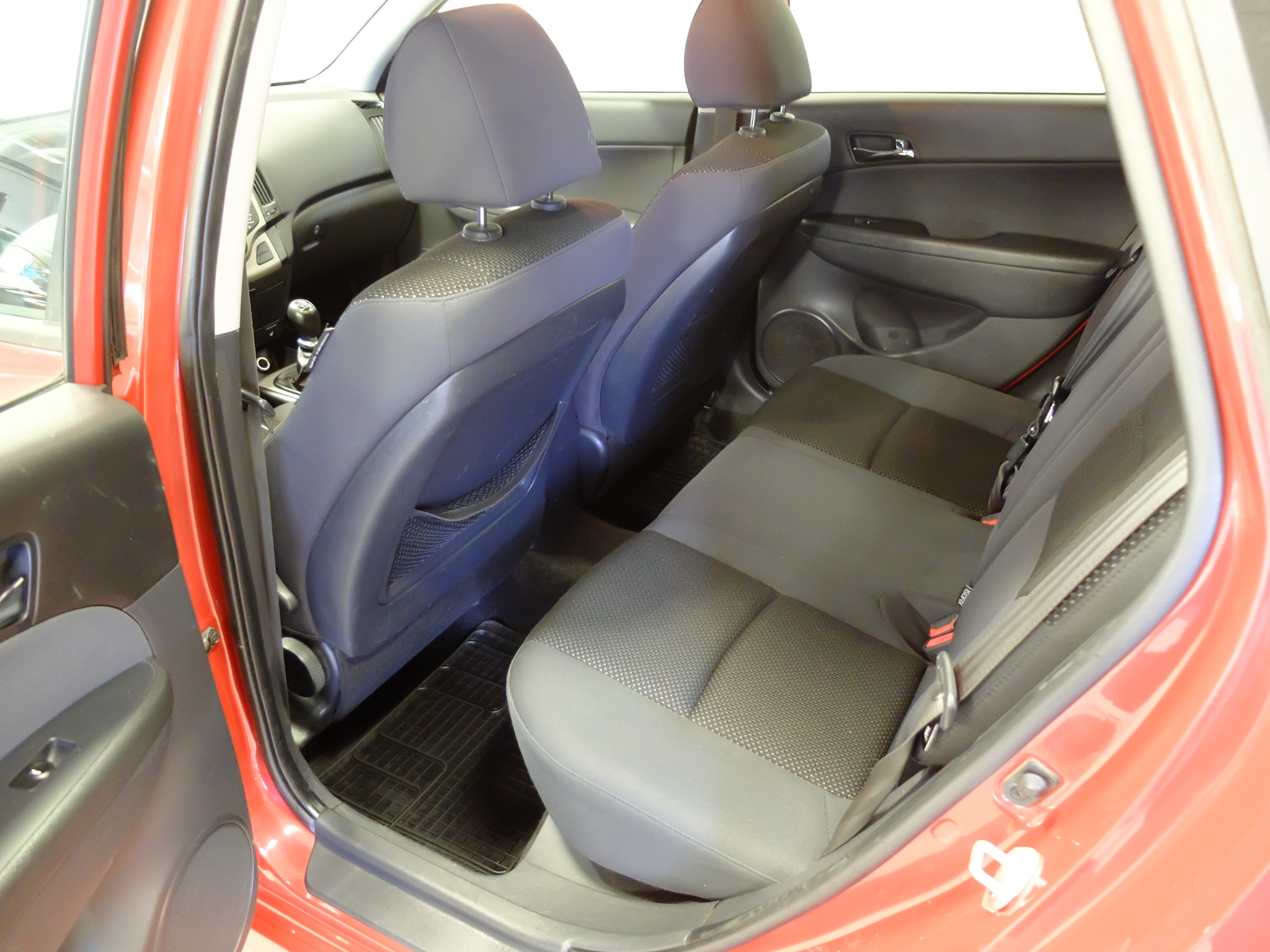 Hyundai i30 2011, bild 5/37