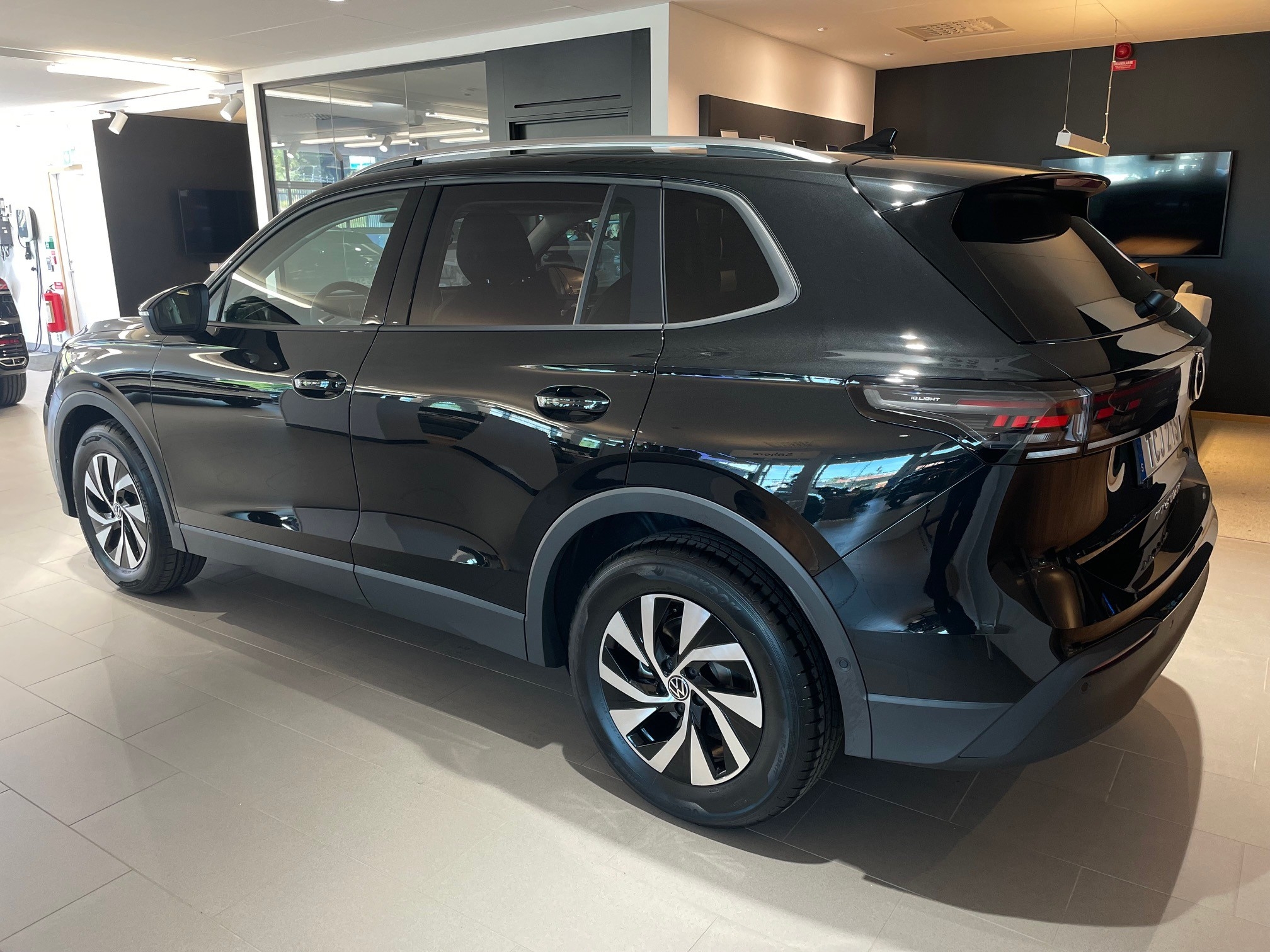 Volkswagen Tiguan 1.5 eTSI 2026, bild 6/10