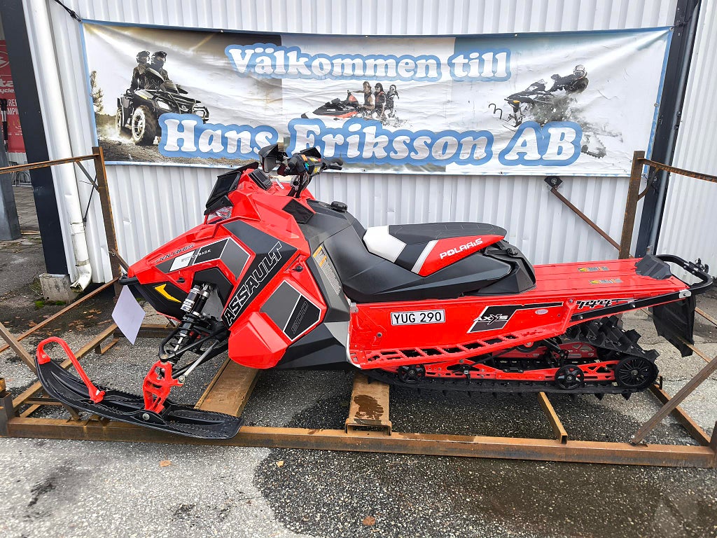 Polaris Switchback Assault 800 