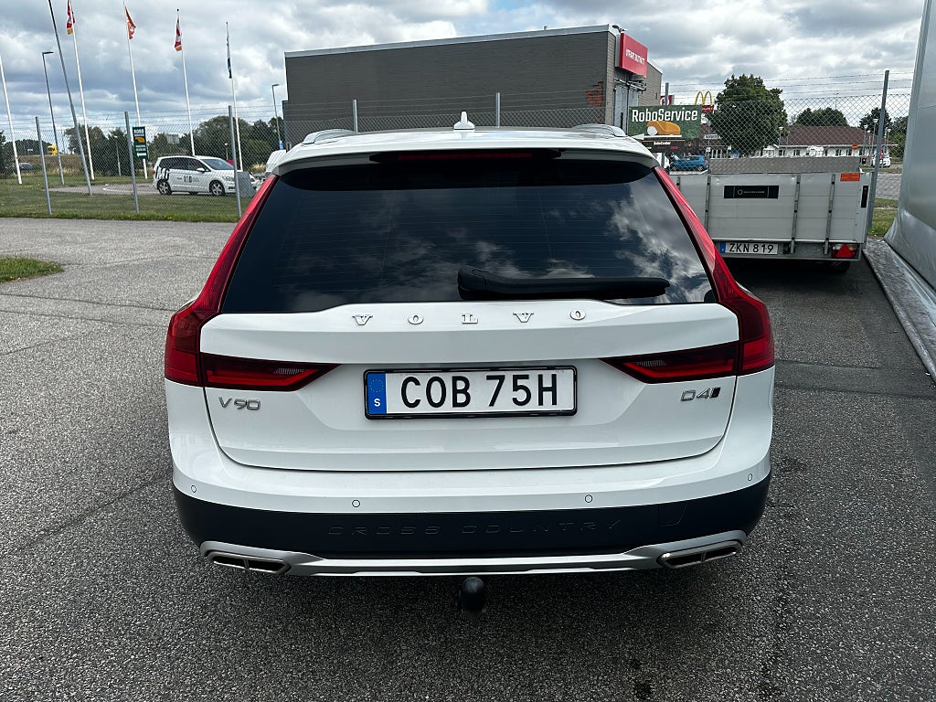 Volvo V90 Cross Country D4 AWD Geartronic Advanced SE III Euro 6