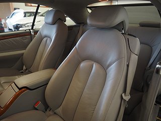 Sportkupé Mercedes-Benz CL 15 av 27