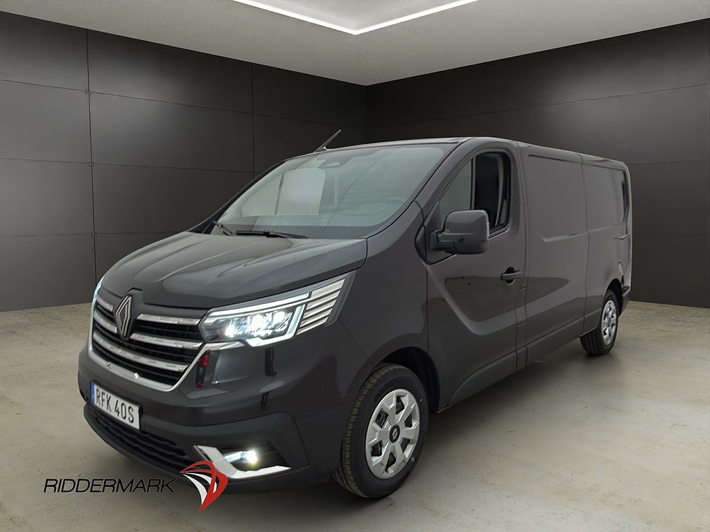 Renault trafic L2 170hk Cockpit Dragkrok CARPLAY Moms 229MIL