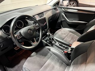 Kombi Skoda Octavia 11 av 25