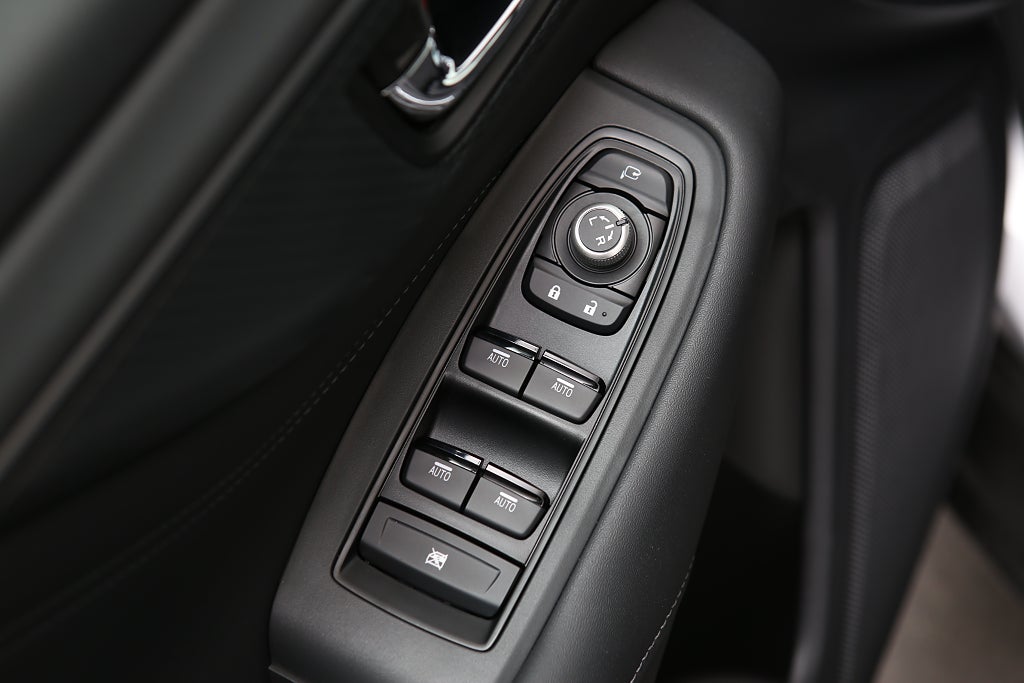 Subaru Outback Limited | 3 fria Service.