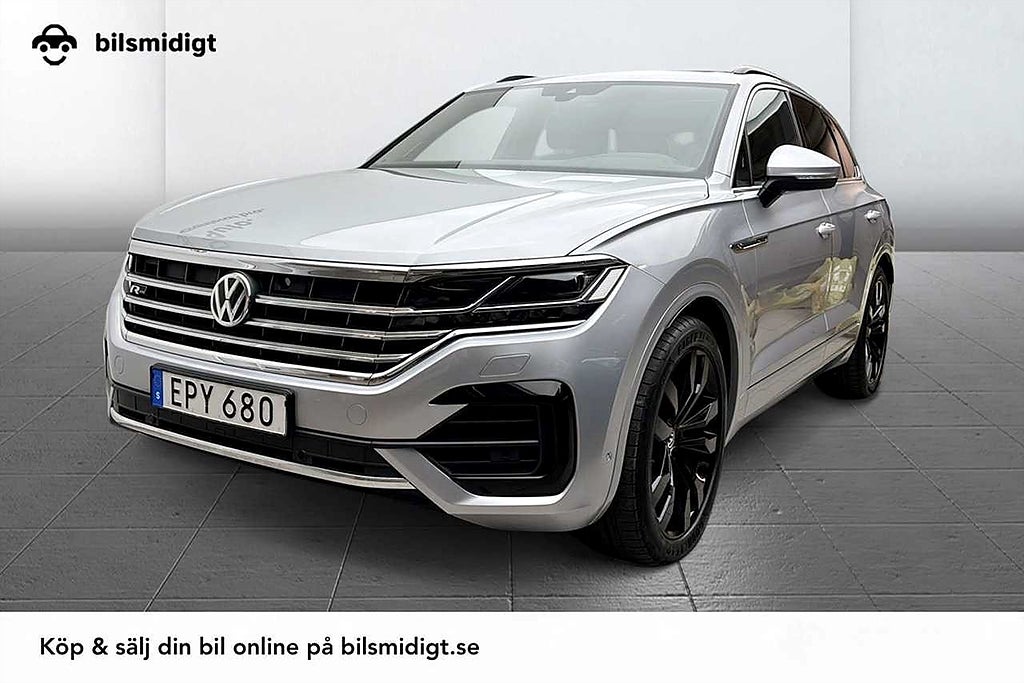 Volkswagen Touareg Touareg 3.0 V6 R Line Drag Luftfj Pano Head-Up Värmare DYNAUDIO