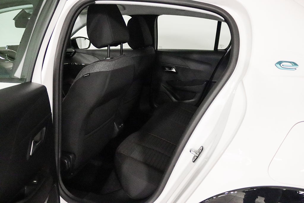 Peugeot E-208 50 KWH 5-Dörrars ( Låga Mil )