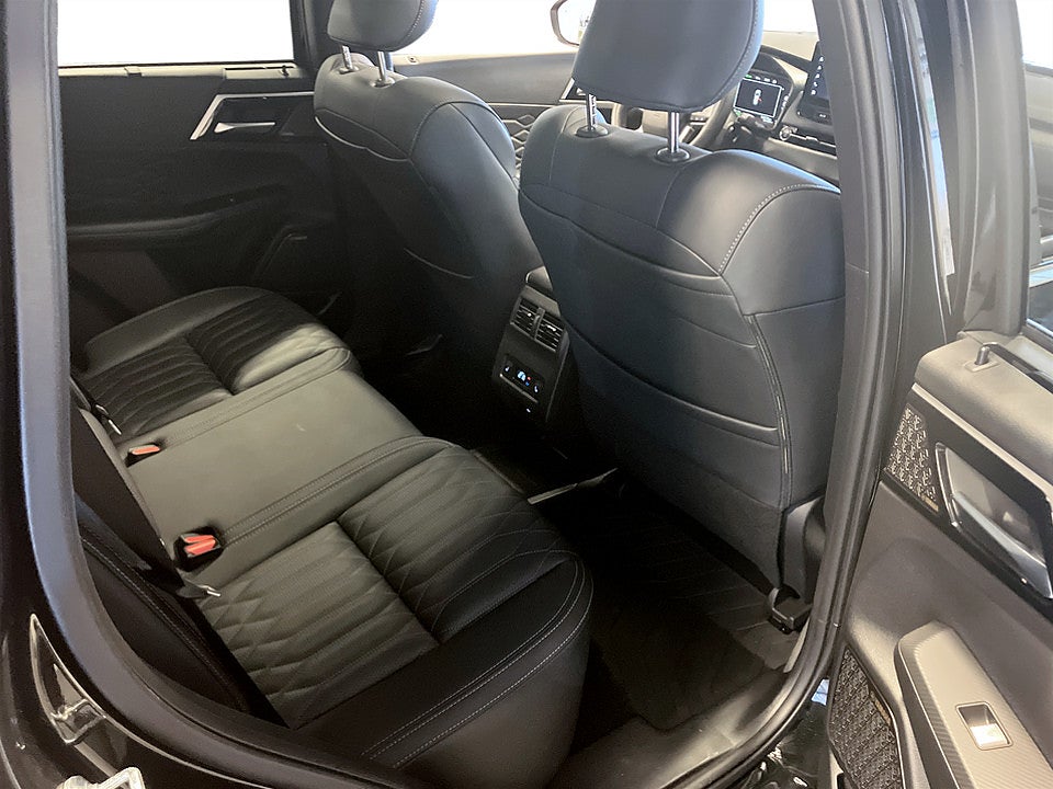 Bild på Mitsubishi Outlander Instyle PHEV 306k Aut 4WD PANO B-KAMERA