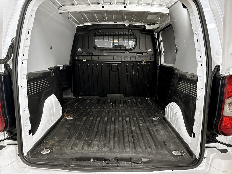 Bild på Peugeot Partner PRO+ 1.5 BHDi 130hk Aut L1 B-KAMERA DRAG