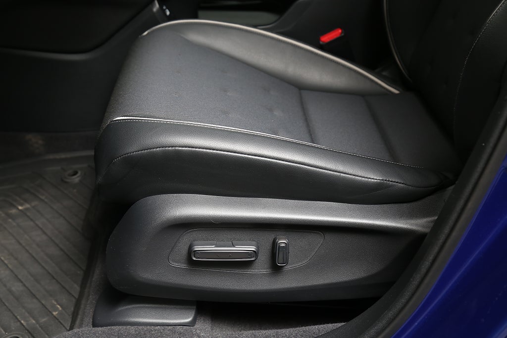 Honda ZR-V SPORT FullHybrid 184 Hk + Side Steps | DEMO