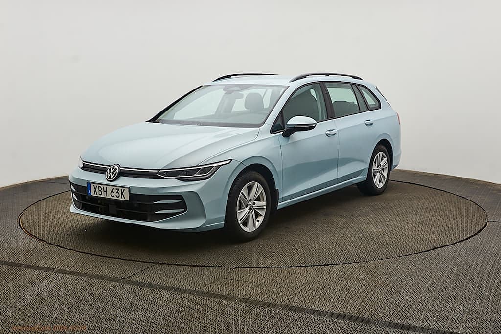 Volkswagen Golf Sportscombi 1.5 eTSI | Dragkrok | Parkeringsvärmare