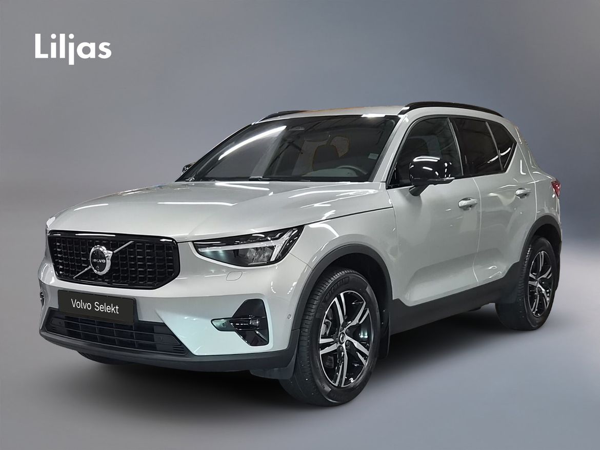 Volvo XC40 B3 FWD Bensin Ultra Dark 2025, bild 4/10