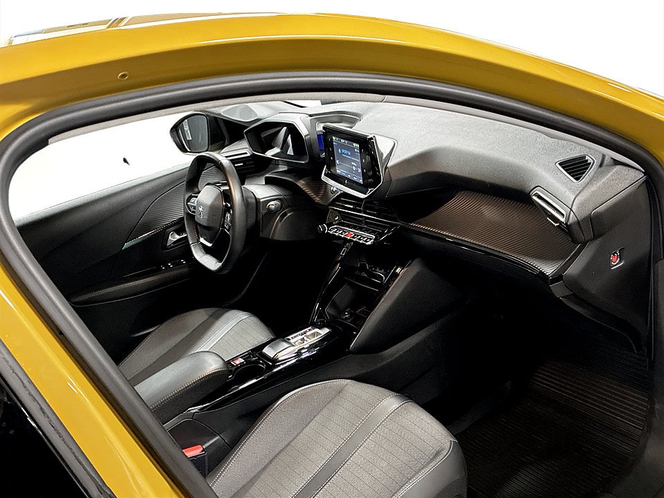 Bild på Peugeot E-208 Allure Pack 50kWh 136hk Aut B-KAMERA CARPLAY