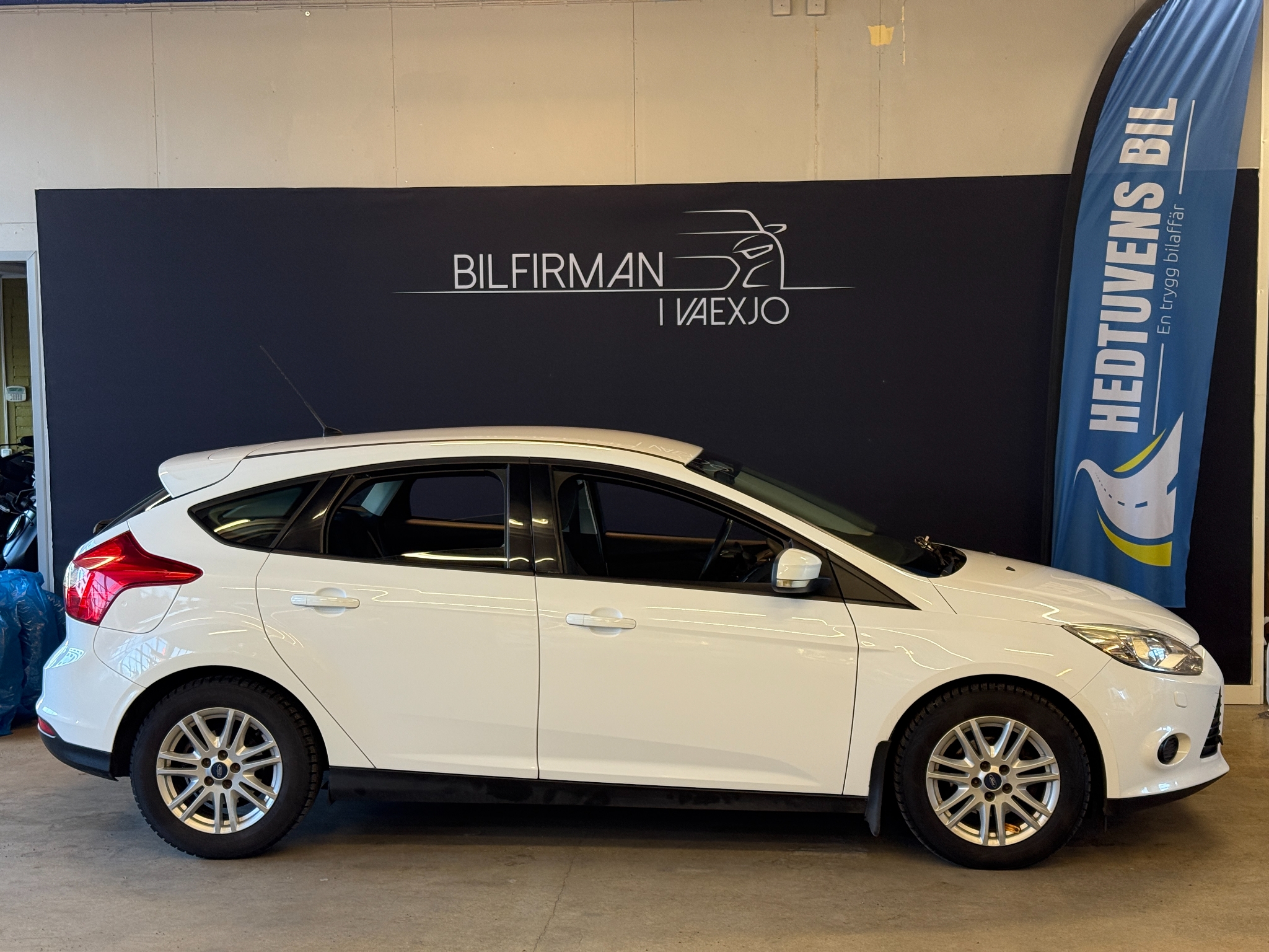 Ford Focus 1.6 TDCi 2011, kuva 3/41