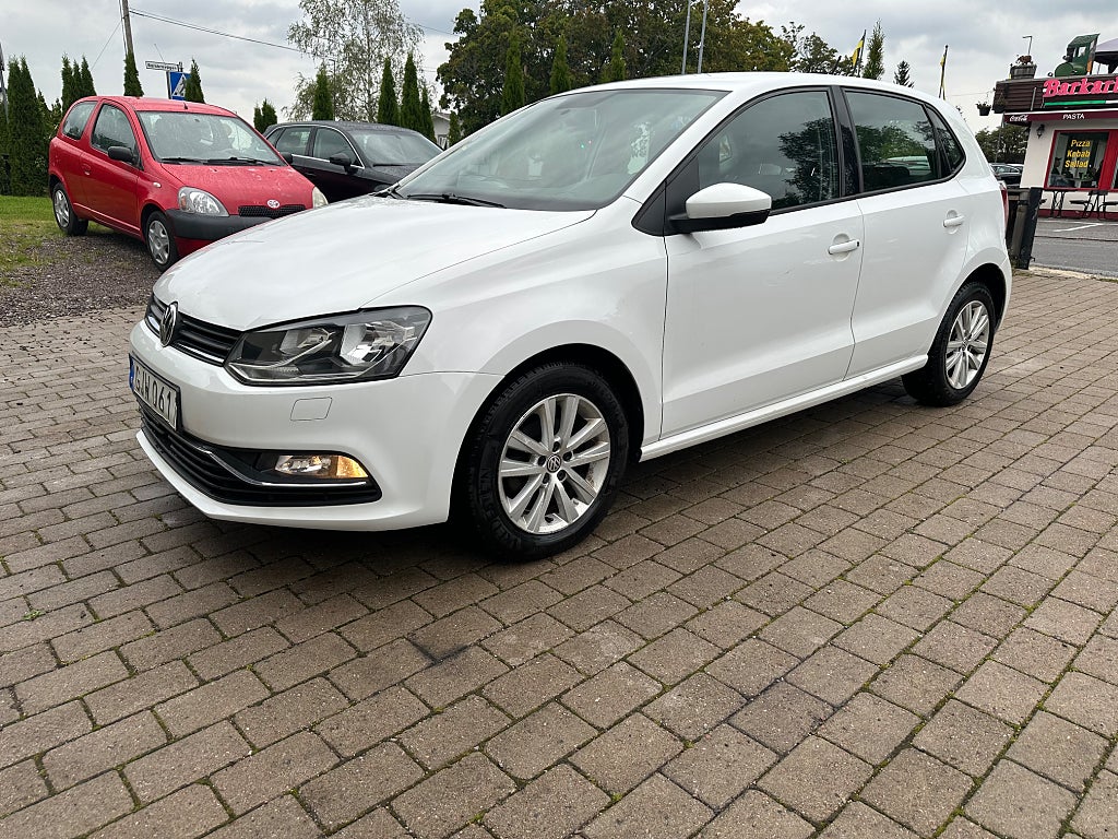 Volkswagen Polo 5-dörrar 1.2 TSI Euro 6/Ett års garanti