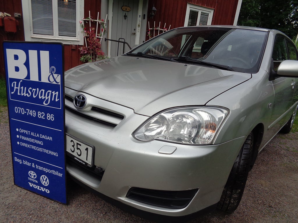 Toyota Corolla 5D1.4 VVT-i NYBES/NYSERV/FÅ BRUKARE/DRAG/MV/FINANS/INBY