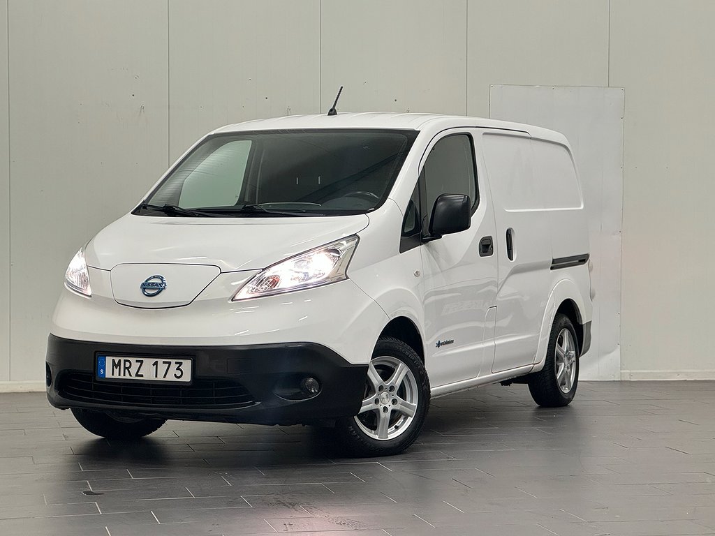 Nissan e-NV200 Van 24 kWh 109hk ny besiktad 