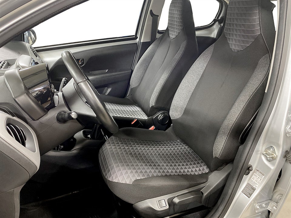 Bild på Peugeot 108 Active 5-dörrar 1.0 VTi 72hk B-KAMERA 