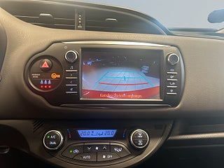Toyota Yaris Hybrid e-CVT Active Euro 6 – bild 11
