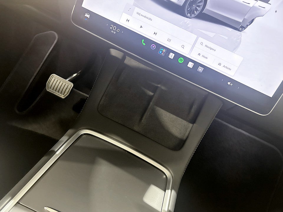 Bild på Tesla Model Y Standrad Range 299hk Aut RWD 360° KAMERA ELSTOL
