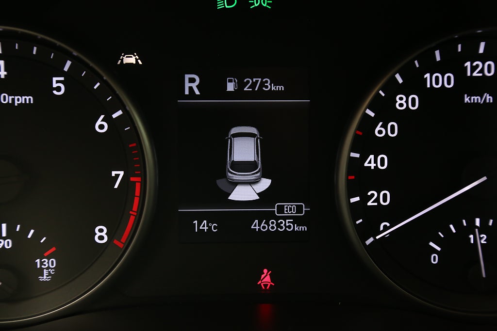 Hyundai i30 1,5 T-GDI 48V MHEV 159hk Essential Aut Drag Nybilsg 2022