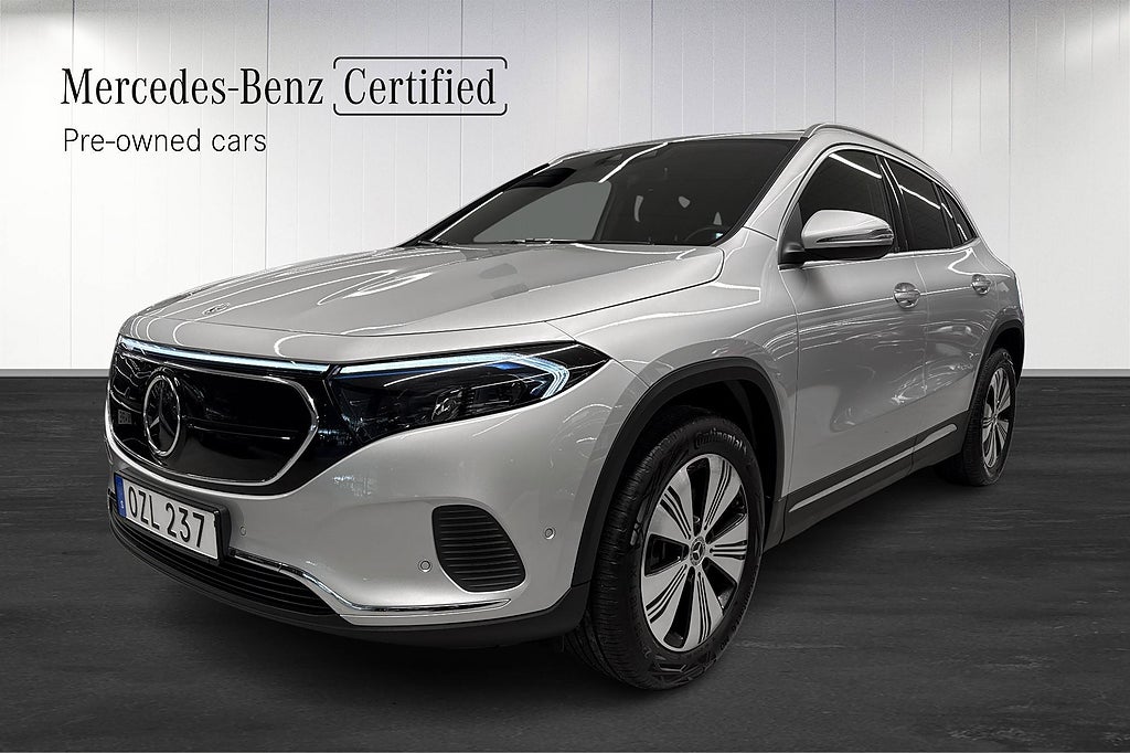Mercedes-Benz EQA 300 4MATIC, Premium, Förarassistent, Drag