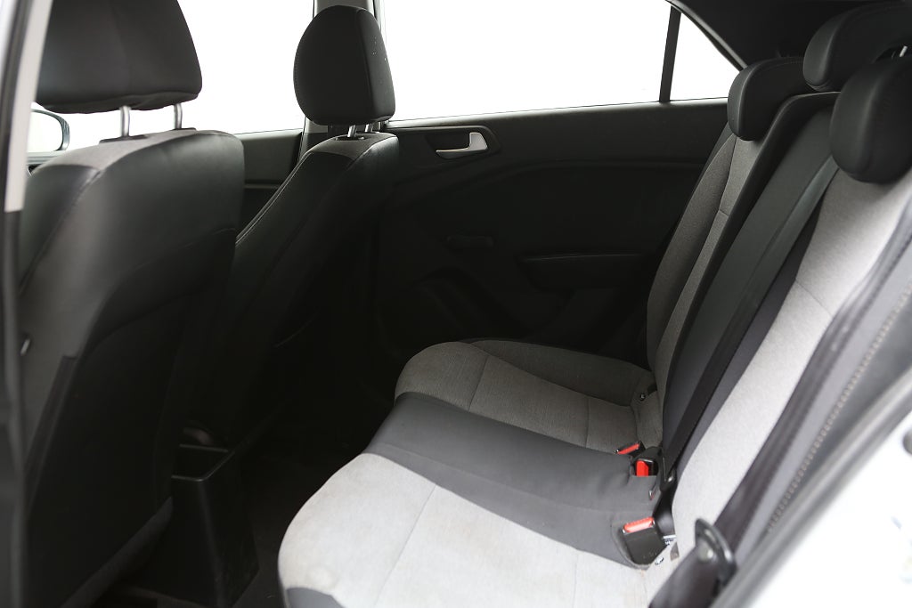 Hyundai i20 1,2 84hk Comfort 5D 2015