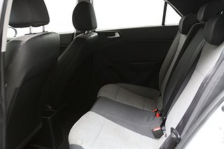 Halvkombi Hyundai i20 20 av 21