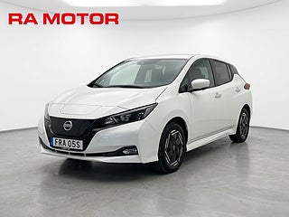 Halvkombi Nissan Leaf 1 av 13