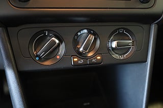 Halvkombi Volkswagen Polo 20 av 24