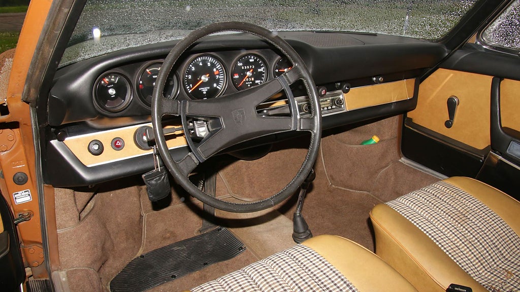 Totalt har Porsche 911 Targa rullat 5 357 mil. Foto Bilweb Auctions