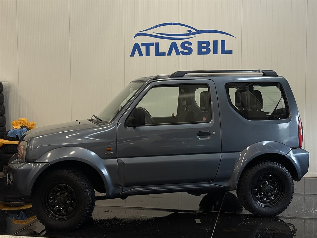 SUZUKI JIMNY 1.3 VVT 86ch 4X4 - JLX - ATTELAGE - SIÈGES CHAUFFANTS - 2/4 ROUES MOTRICES